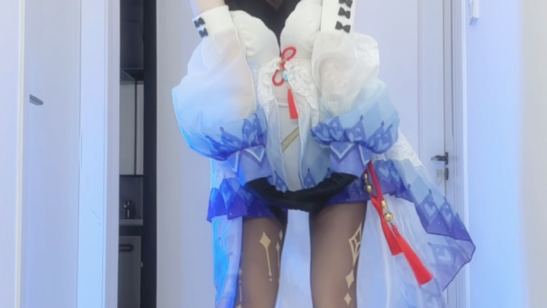 I'm in a bad mood. Kisses from Grainrain.