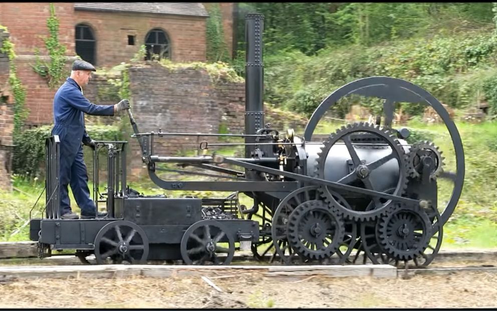 世界上最早的蒸汽机车之一——齿轮传动机车