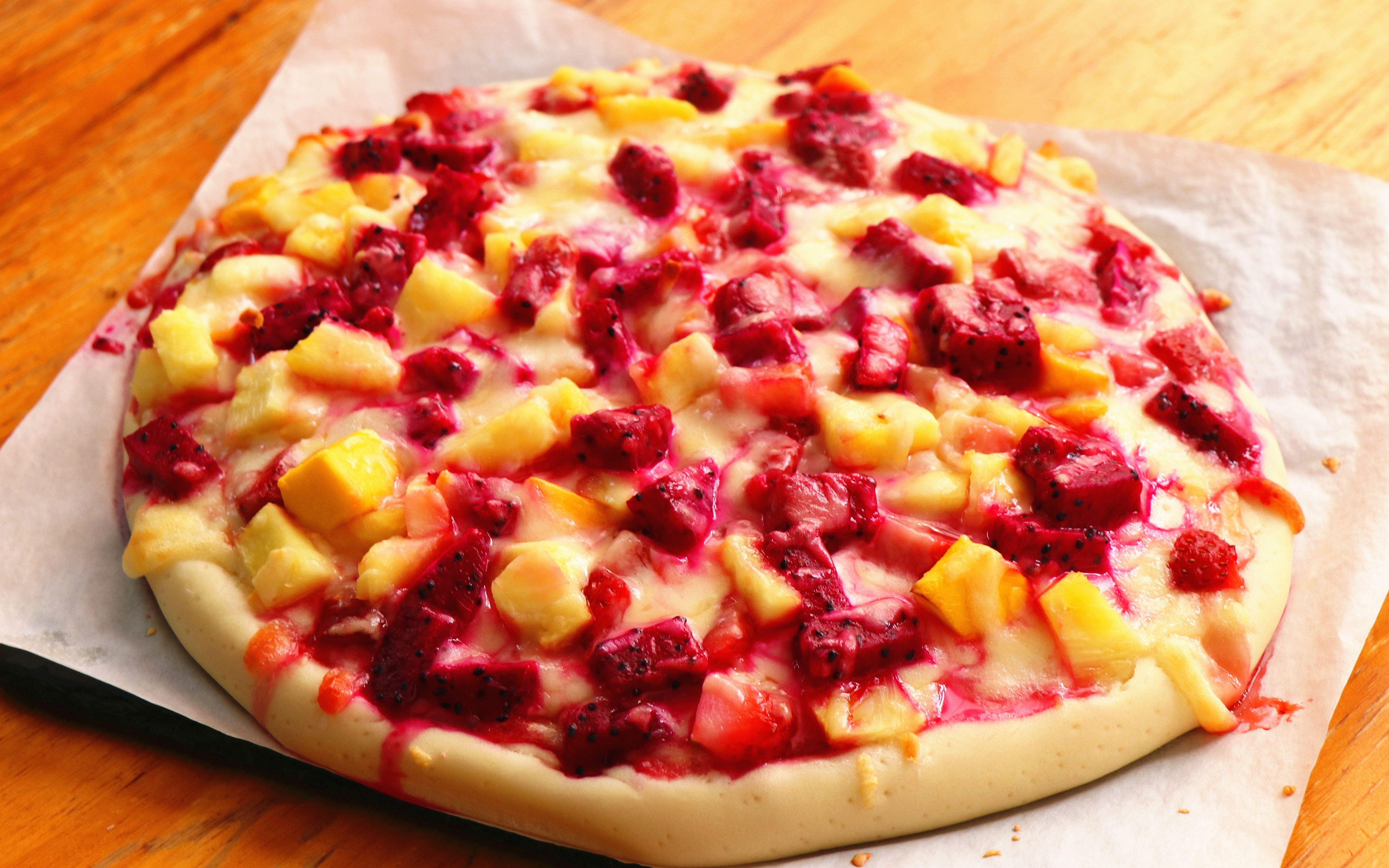 水果披萨怎么做_水果披萨的做法_风意画_豆果美食