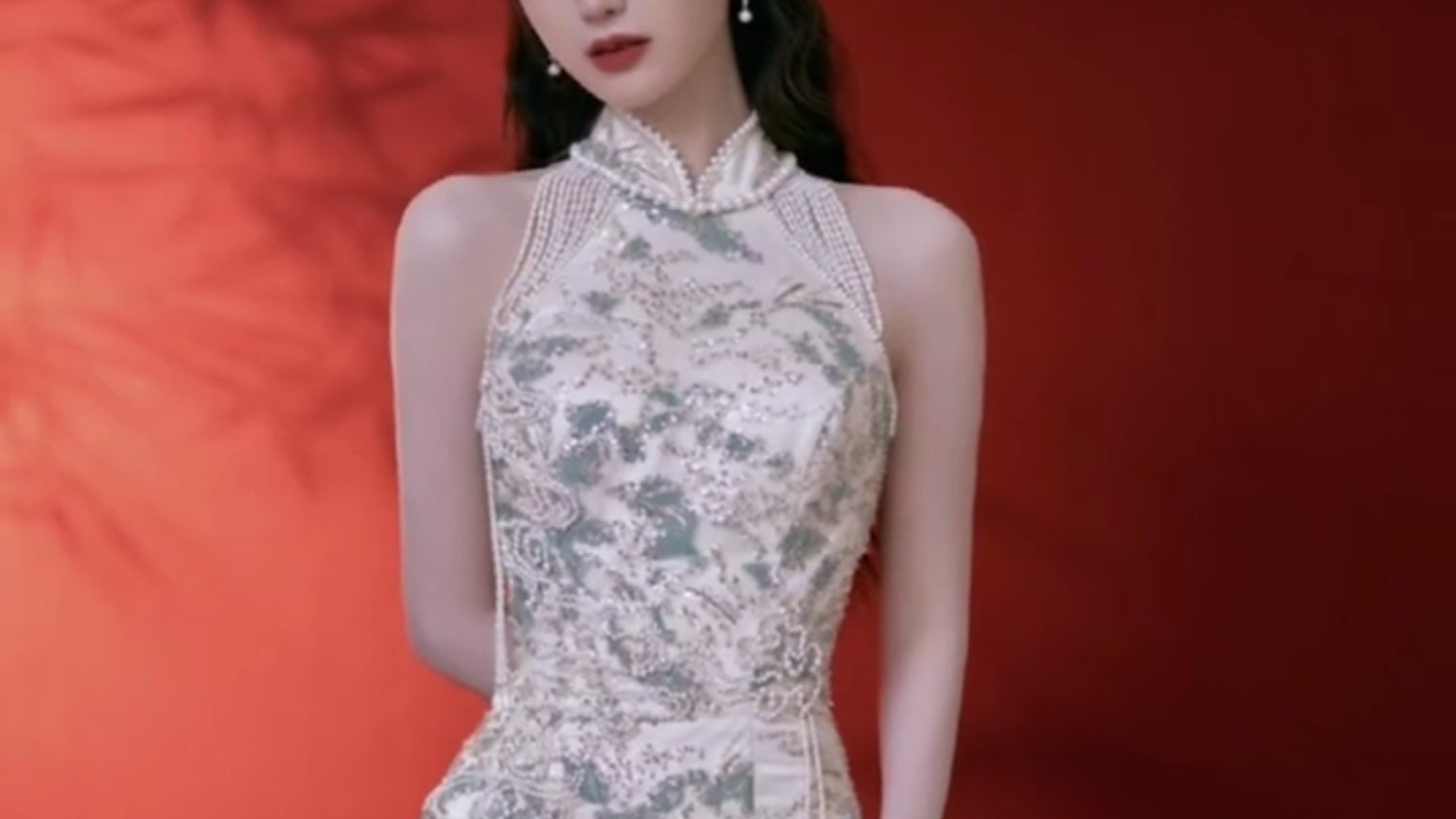 毛晓彤盯着你受得了吗？