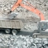 矿工五一不休息！日立挖掘机在米兰矿山装车作业