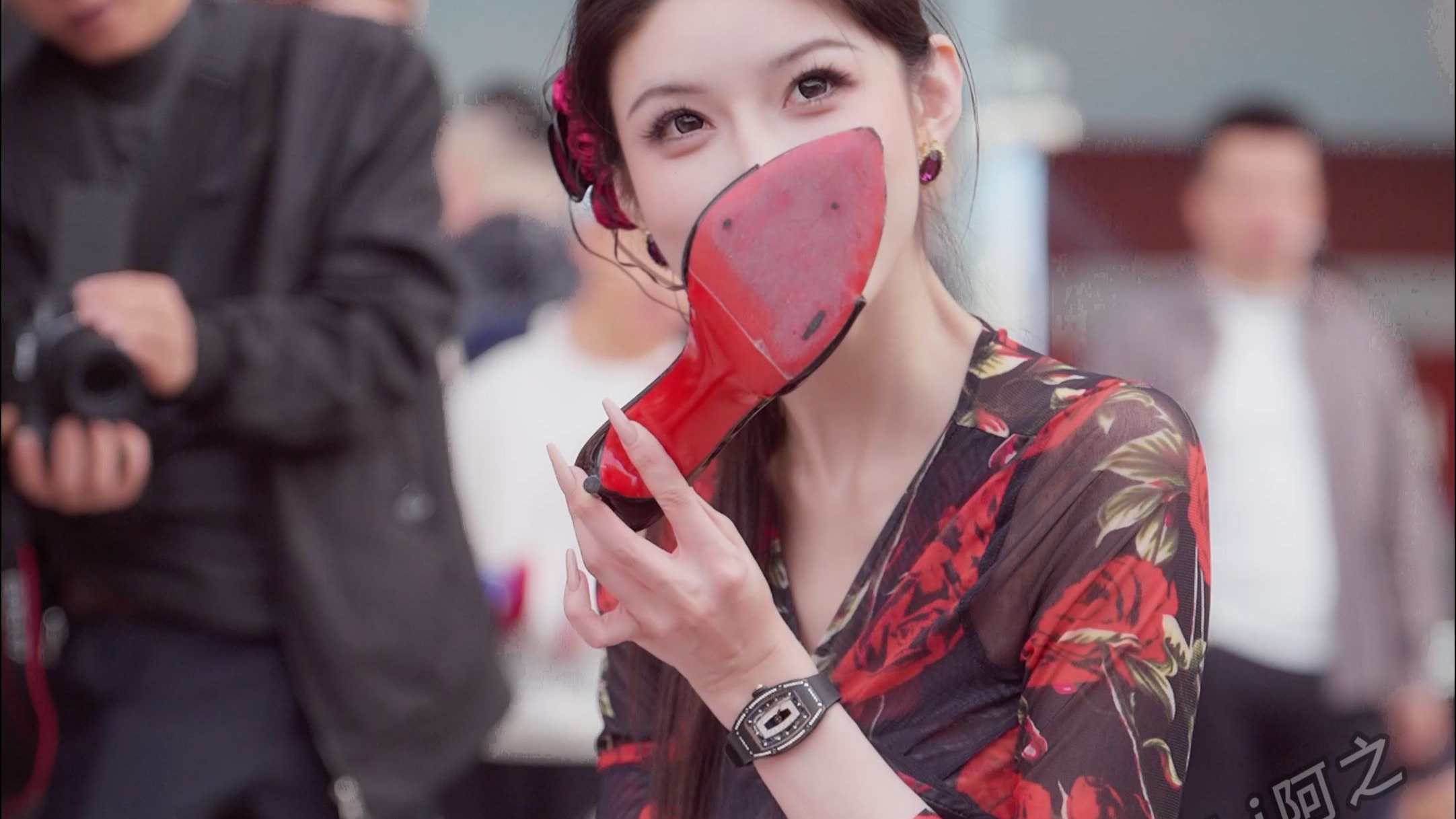 小乌苏老师线下放得真开，难怪人气高