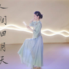 后来，那个培华女中的女学生真的变成了人人称赞的建筑学家