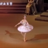 俄罗斯芭蕾舞蹈家“足尖跳”点燃全场，观众的掌声一浪高过一浪