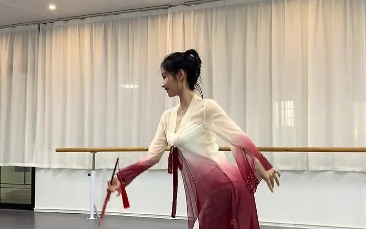 中国舞蹈排行榜|第25期：热门舞蹈作品第2名《红马》【想学就用中舞网APP】