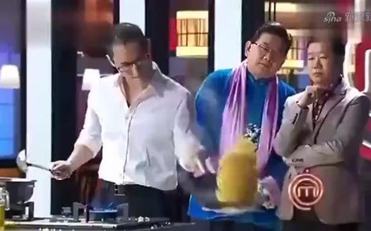 《顶级厨师》 刘一帆黄金蛋炒饭制作示范 米饭撒了一桌