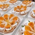 美食甜点 杏子馅饼的批量制作过程
