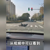 小米销售带客户试驾时演示弹射起步,撞飞闯红灯的路人?交警通报