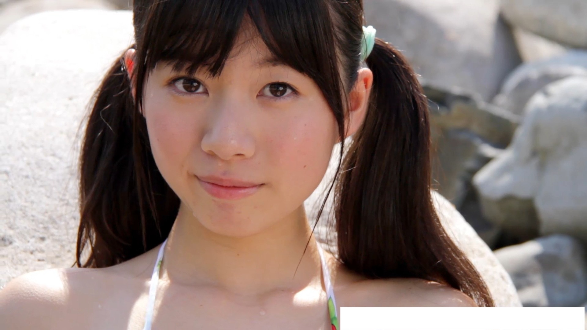 Nanao Ran's "A Match of Red Light