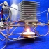 用火烧就能产生电能？日本男子用温差发电制作机器人