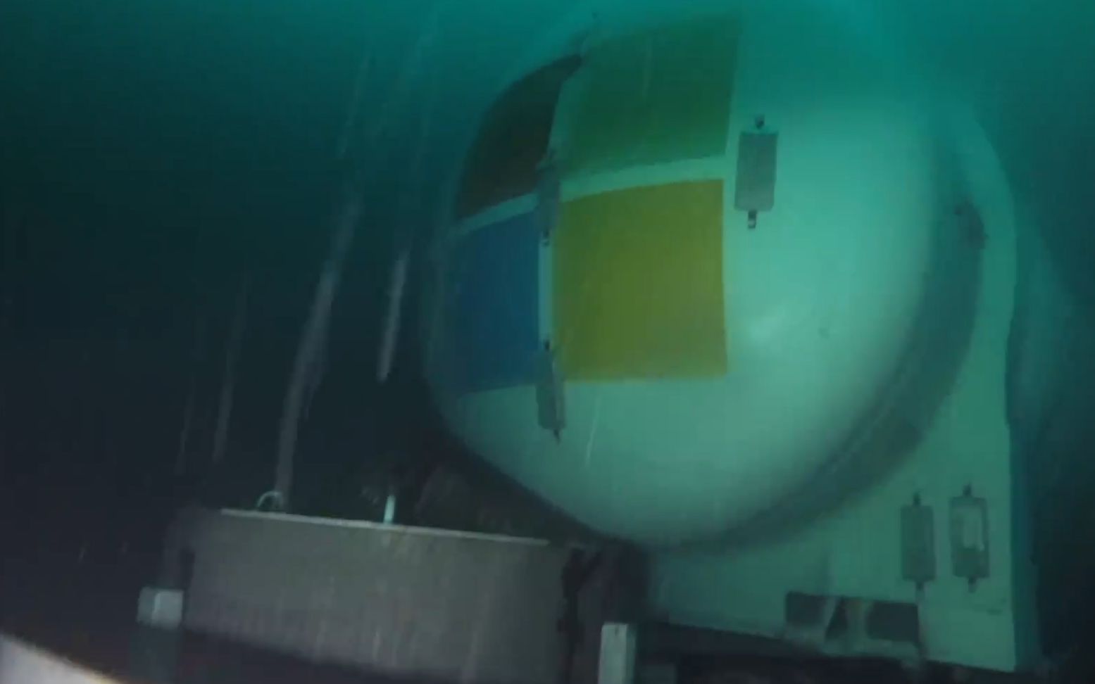 微软把服务器丢进太平洋，这可能是全宇宙最大的水冷散热器
