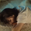 继父帮女儿盖被子，看到忍不住