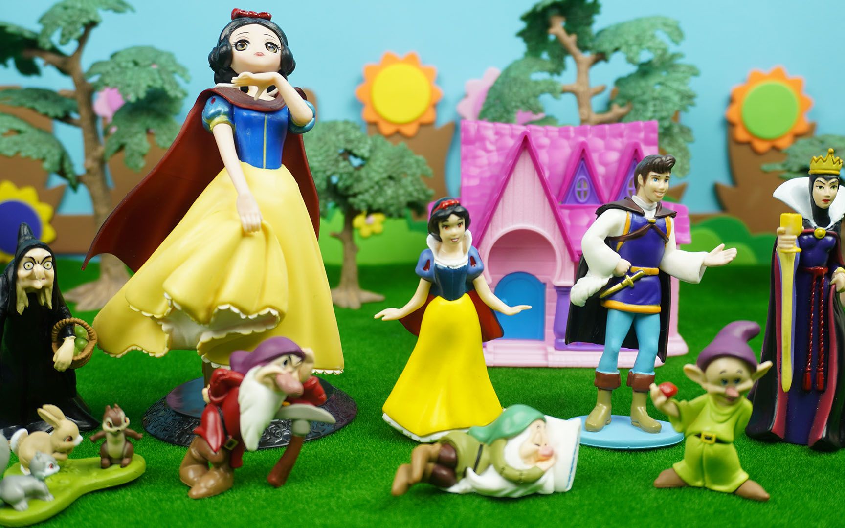 《熊妹玩具》白雪公主成功从王后手中逃脱_哔哩哔哩
