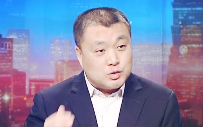 局座退休之后来了一位接班人,海峡两岸里天天吓唬弯弯