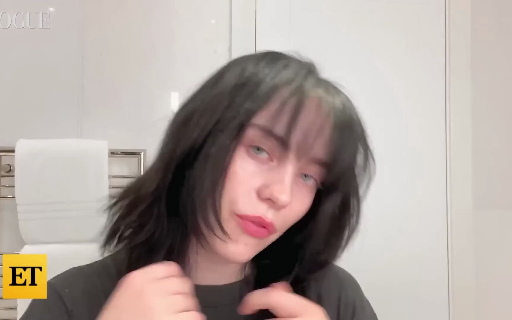 【娱乐速报】为什么 Billie Eilish 不再染发古怪的颜色 哔哩哔哩 Bilibili