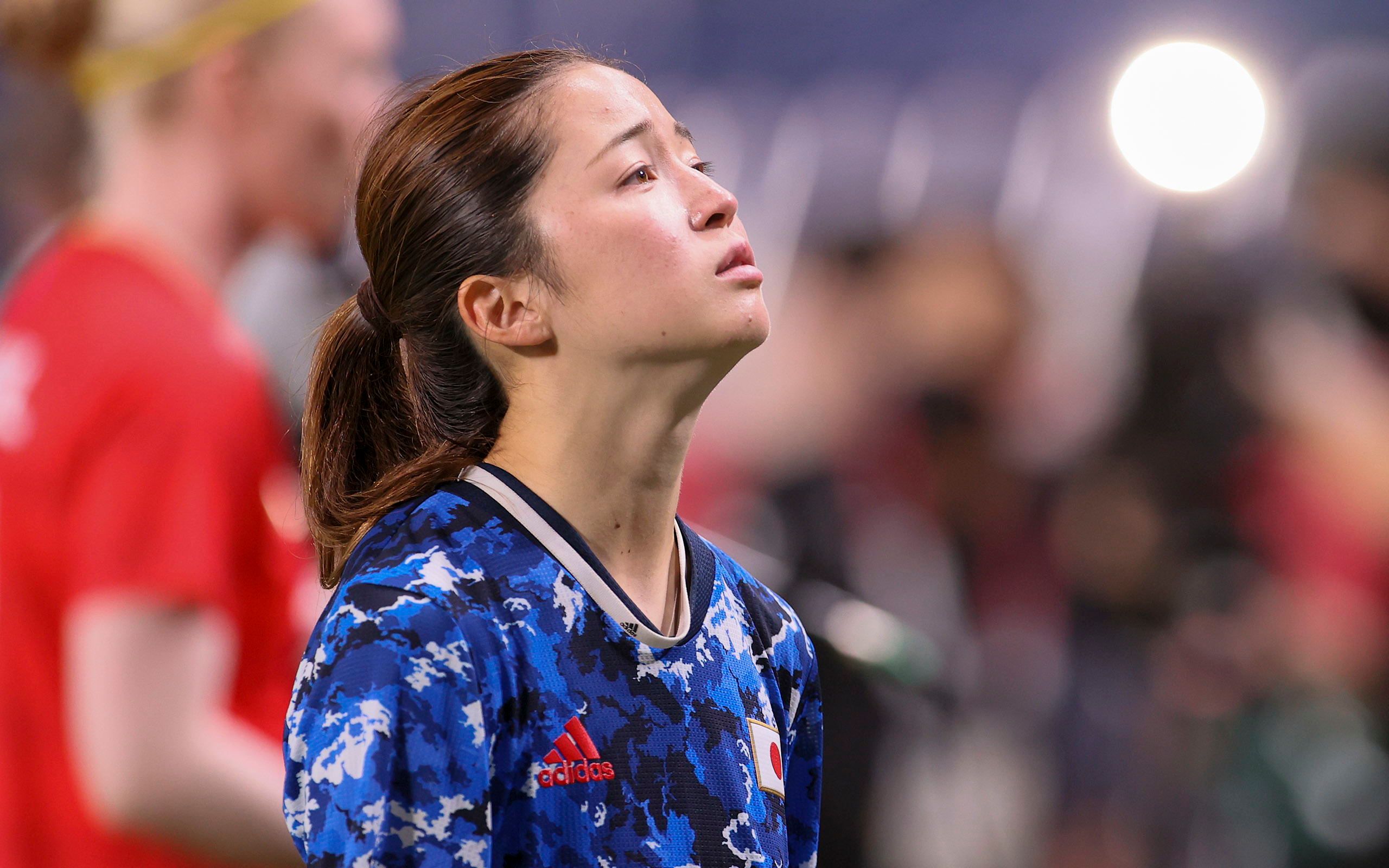 日本女足现役第一美女球员清水梨纱赛后粉丝服务