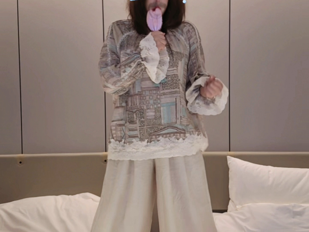 给巨星伴舞了