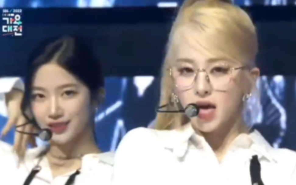 LE SSERAFIM《少女时代 - The Boys》221224 歌谣大战 高清舞台