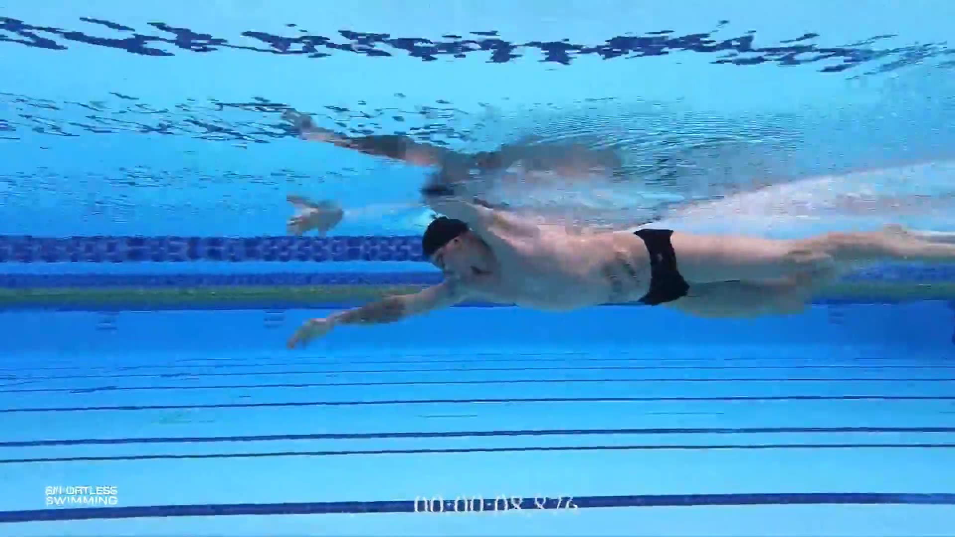 女子4×200米自由泳接力，中国组合夺冠_决赛