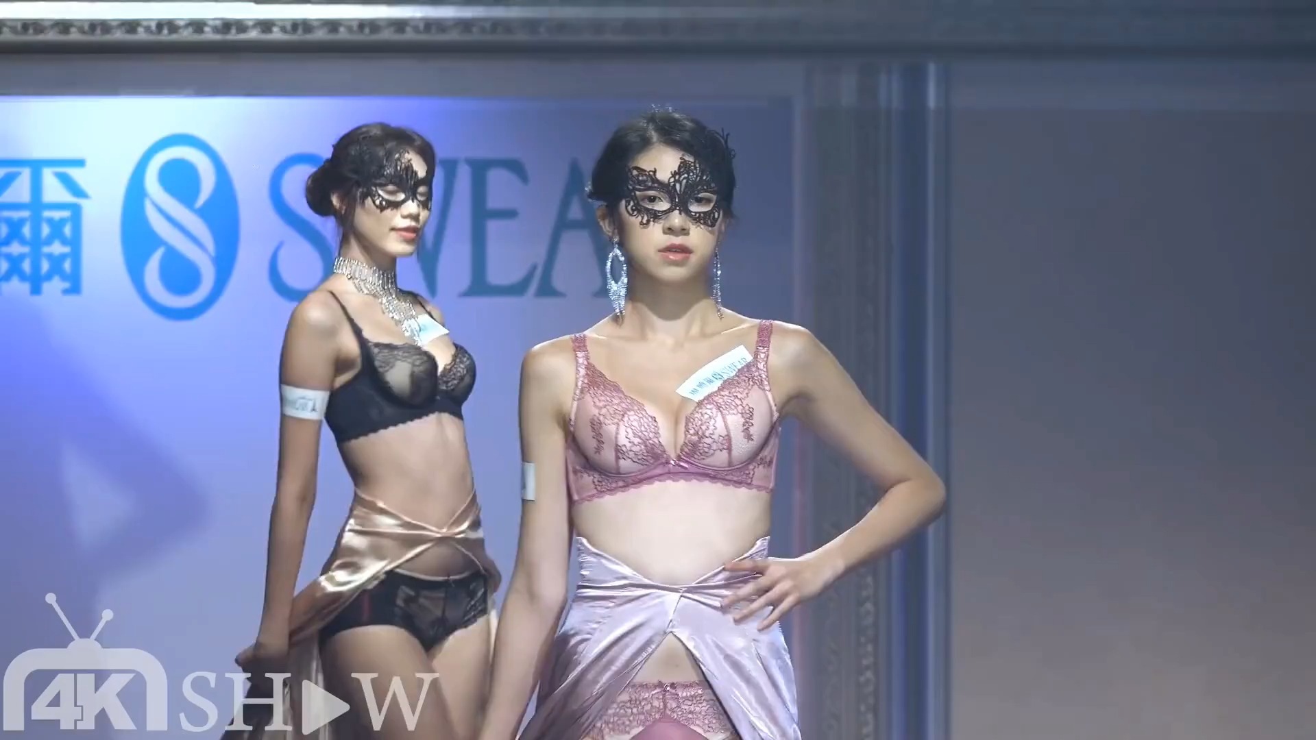 BV1kZ4y1u7My-2020-7-24-台湾内衣秀美女-192K mp4a-1080P 高清 avc1