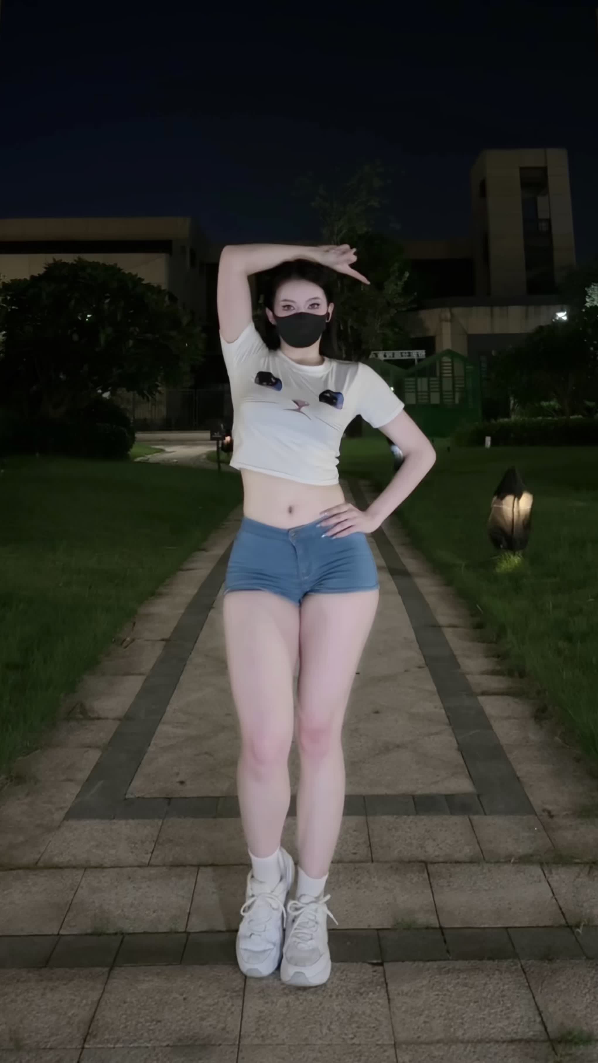 感冒了一天一天的睡觉～