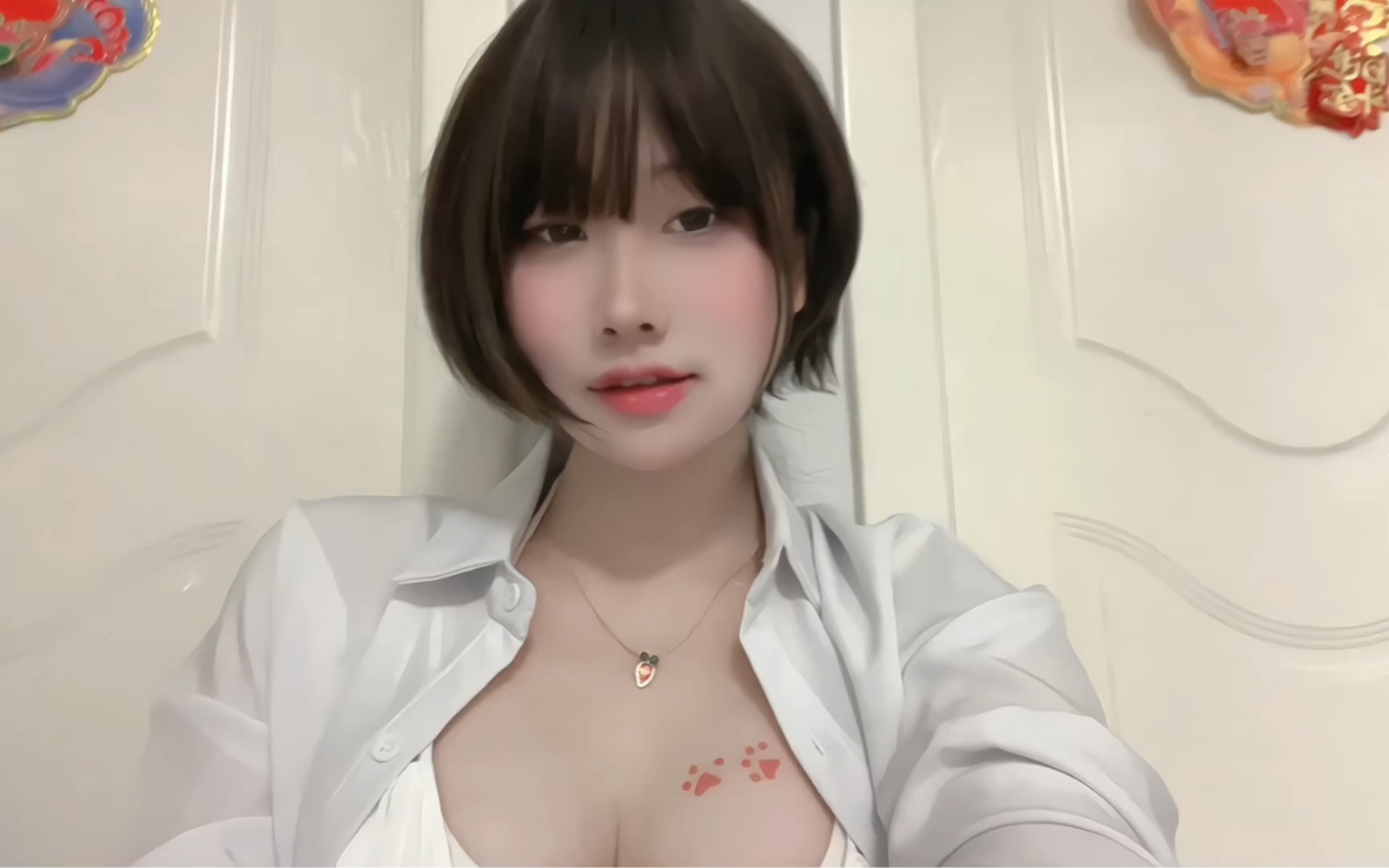 It's so cute even for a little one!