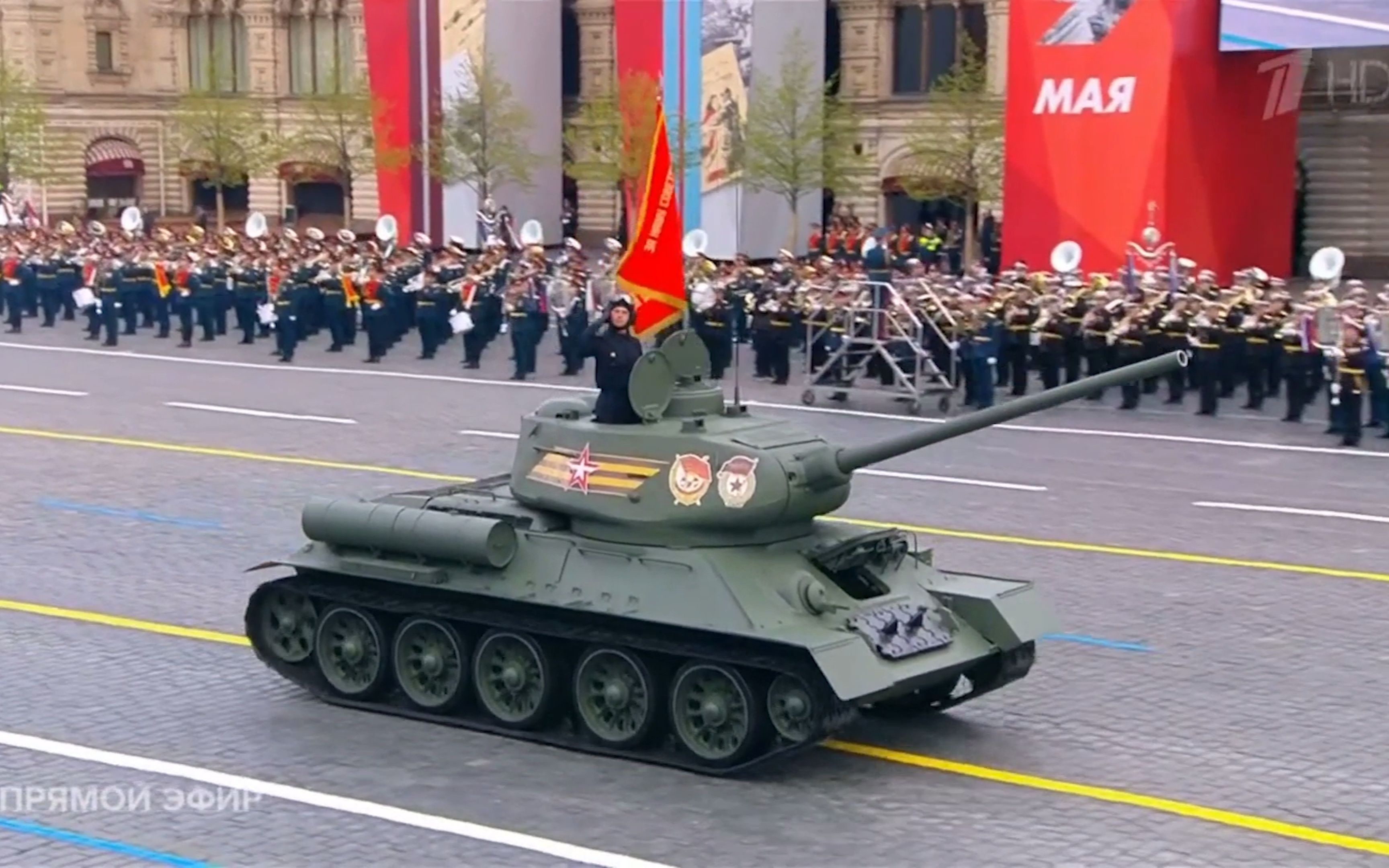 俄罗斯举行红场阅兵总彩排