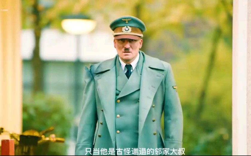 德国穿越喜剧，当希特勒回到现代，他会做什么《希特勒回来了》