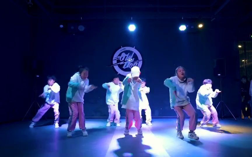 平均10岁小朋友齐舞太绝了odog少年团