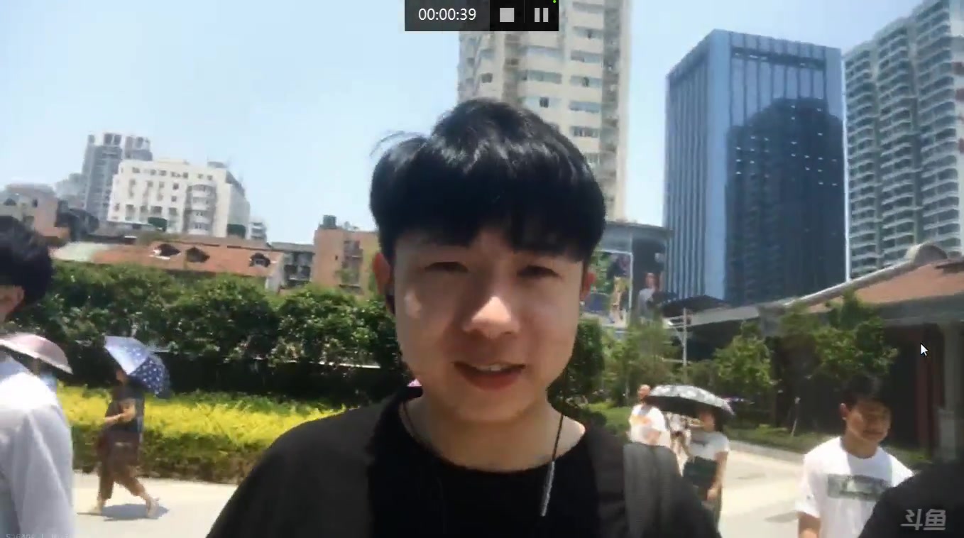 rsndm夹娃娃记