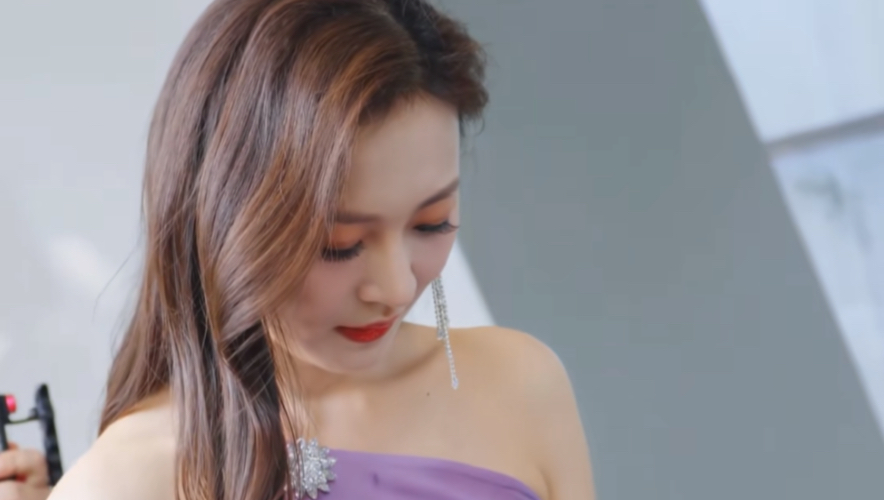 经典必看！露脚趾，一字带高跟。大湾区车展，4K无美颜摄影