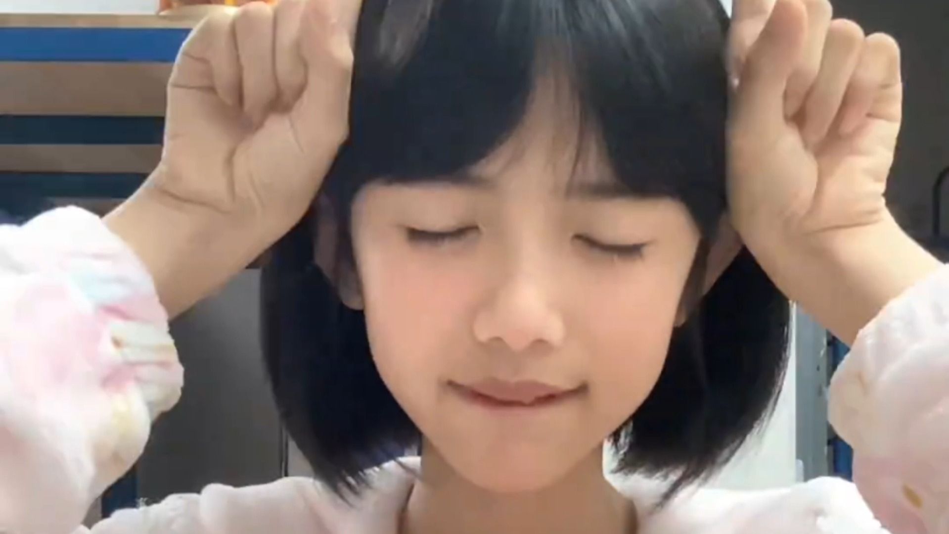 可爱手势舞