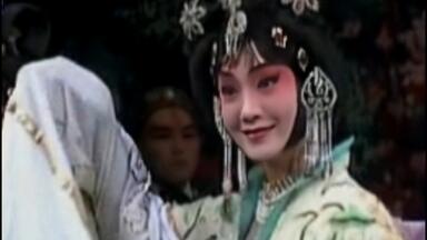 【名家名段】一起来分享程派表演<em class="keyword">艺术</em>家刘桂娟老师在程派名剧《梅妃》的精彩选段，甜润的嗓音和极富韵味的舞蹈，柔美、自如，精彩极了～