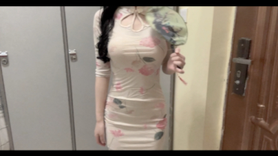 Pear-shaped body really good for cheongsam!