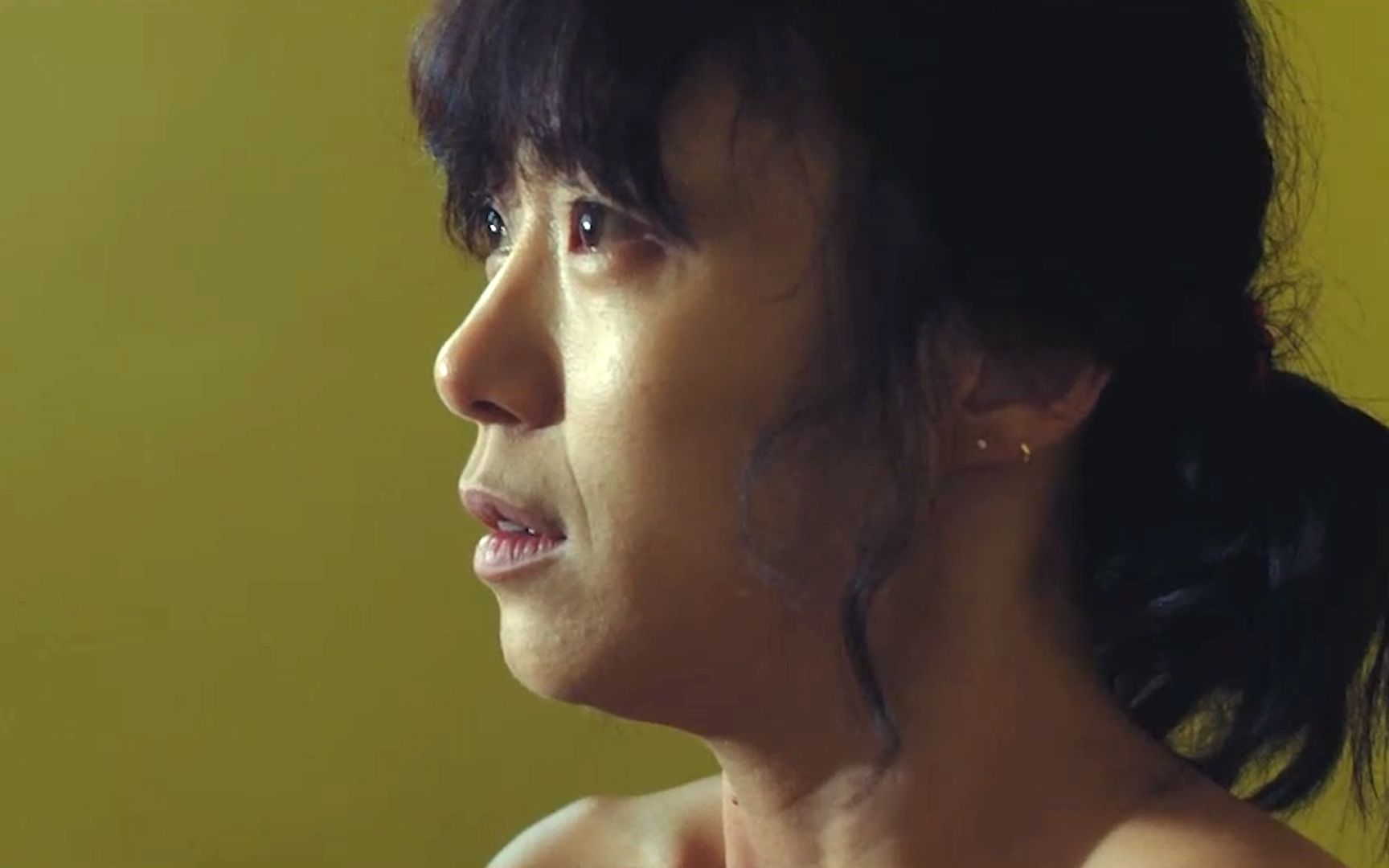 真实事件改编！这样拿命黑自己国家的电影，也就韩国人敢拍了!《回家的路》