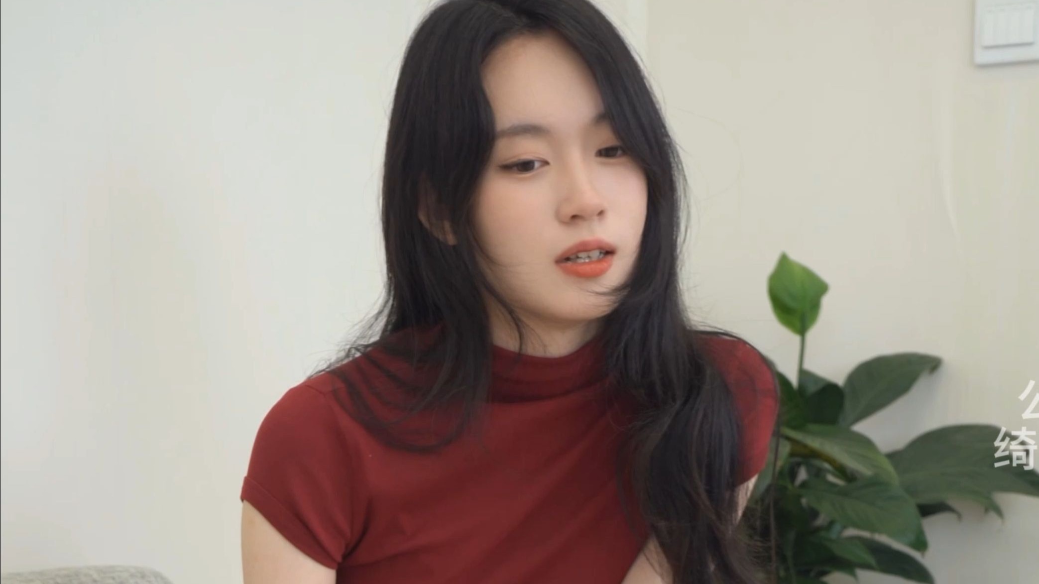 校花级女大，0D超薄袜子，4K摄影