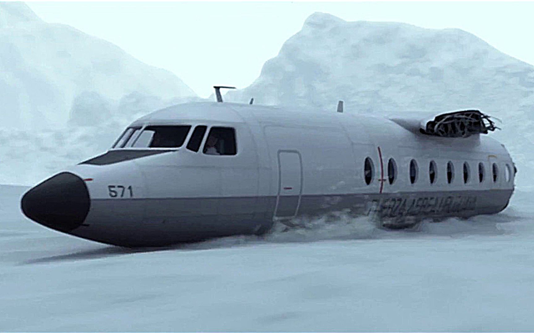 飞机坠毁雪山，16人没食物却支撑了72天，怎么做到的？