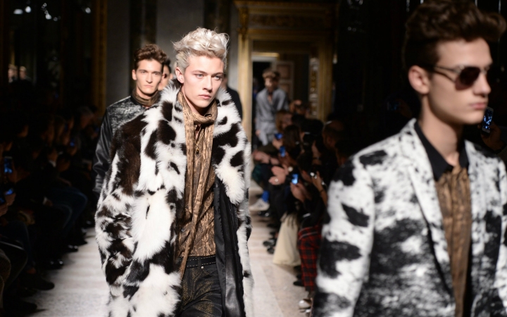 Roberto Cavalli Menswear AutumnWinter 201516哔哩哔哩bilibili