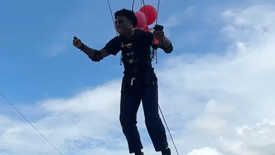 多少个气球能把我带上天？🎈6000万！！！谢谢你们😭❤️