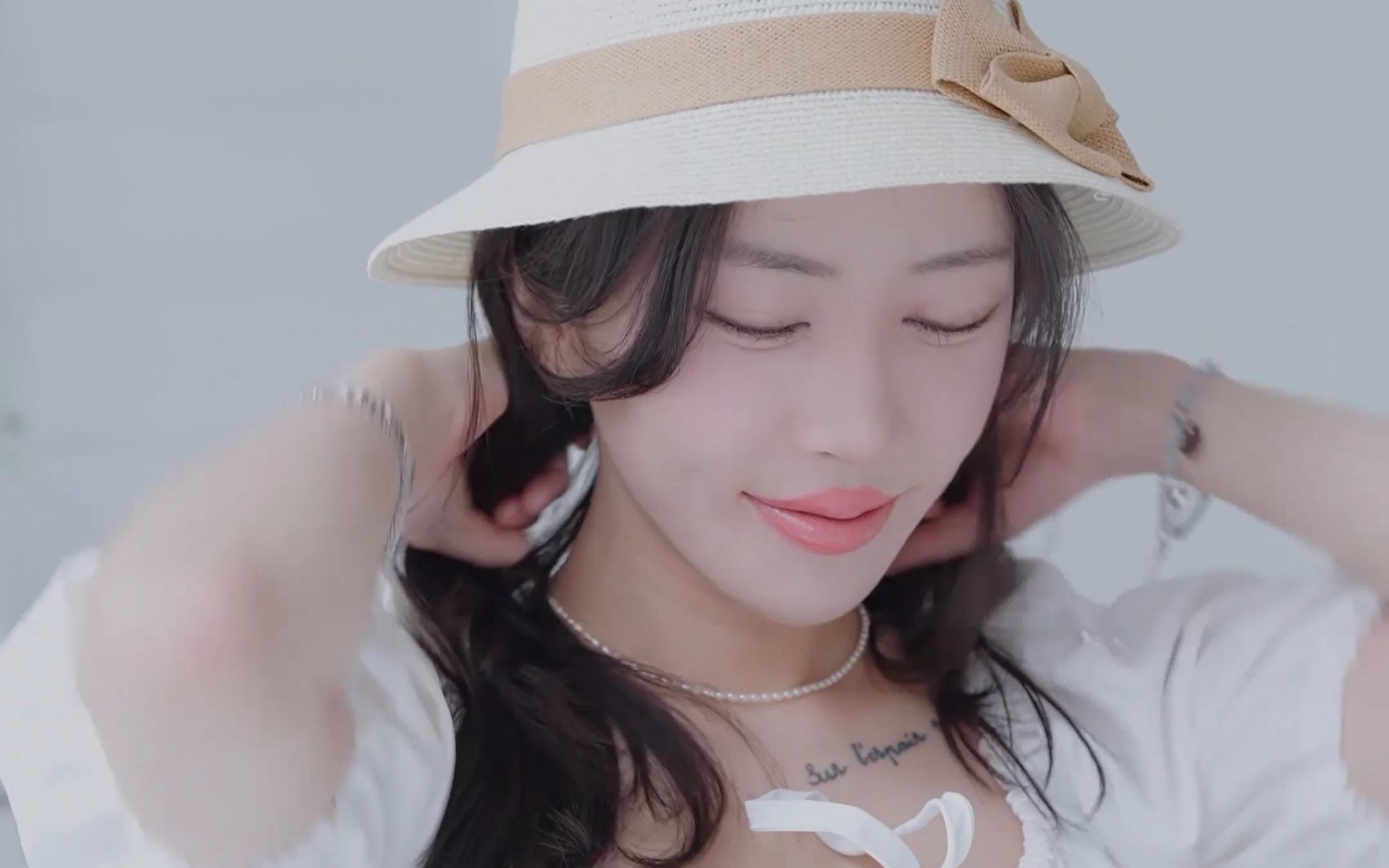 Miss ChoiApple's Summer Sunshine Lady Outfits