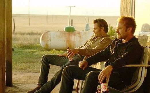《hell or high water-赴汤蹈火》最喜欢的电影,可惜没捧得小金人