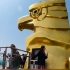 自驾游重庆，实拍南山大金鹰降服海螺巨妖，重庆城市形象雕塑
