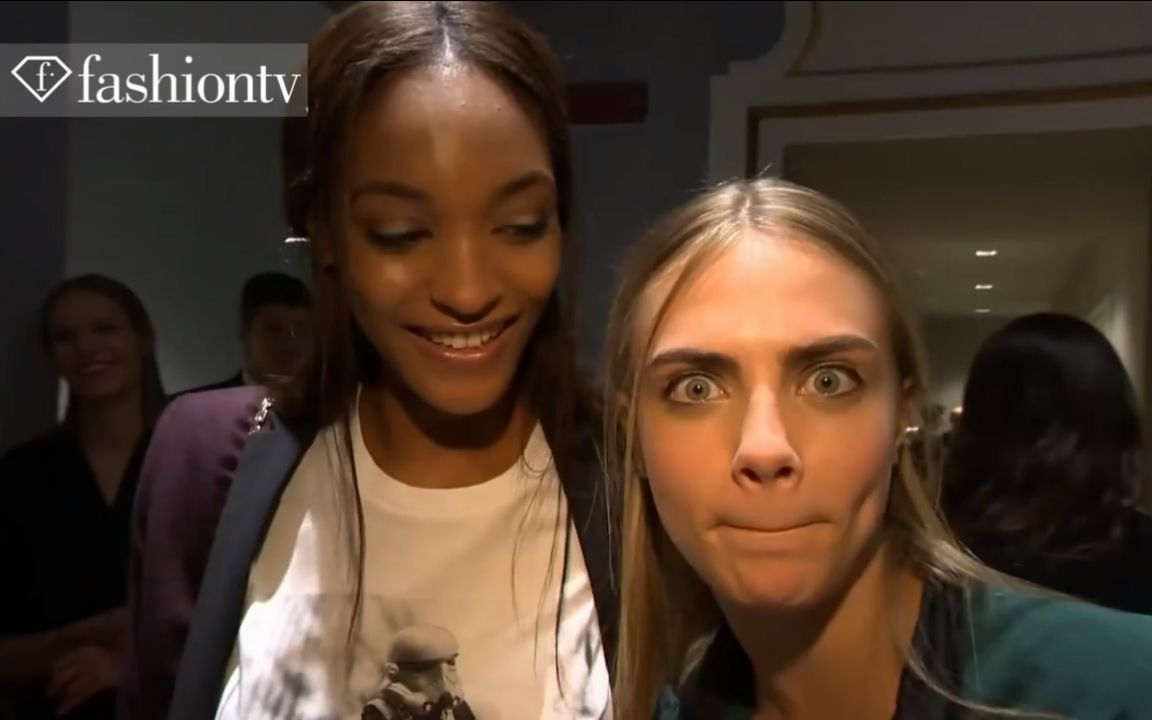 ftv capital,fashion tv ftv卡抽caradelevingne和脚蛋jourdandunn的2013年ss采访