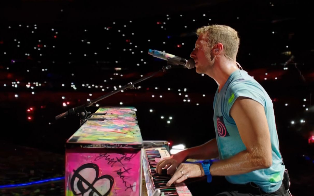 『Coldplay』The Scientist（LIVE in Paris 2012 4K）_哔哩哔哩_bilibili