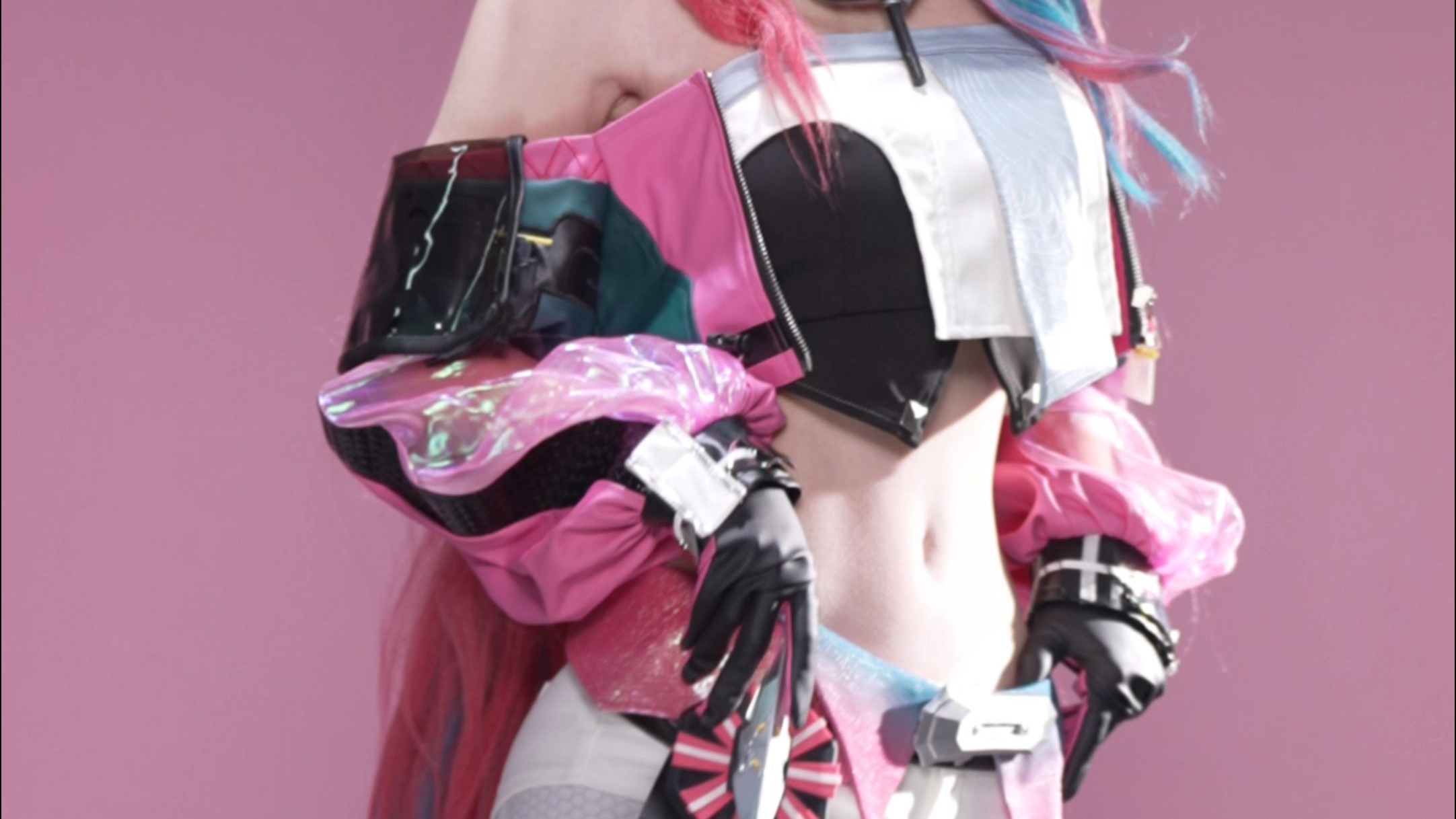 伊冯的身材很曼妙~