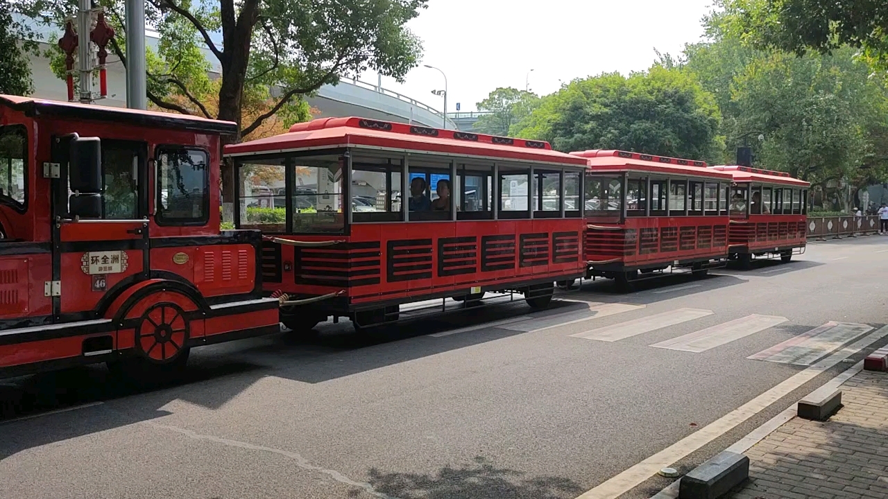 橘子洲景区观光车