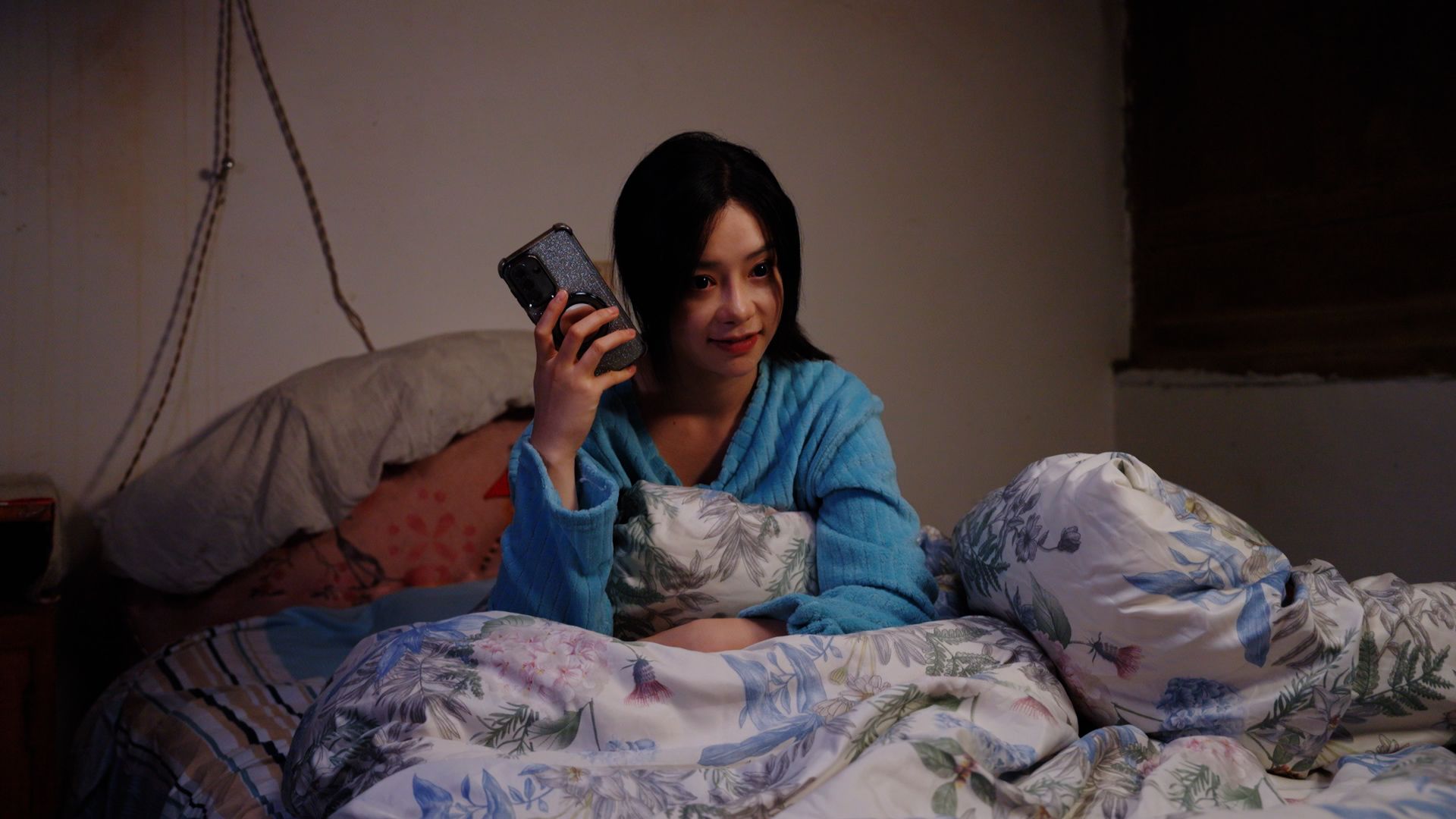 陈翔六点半:当你凝视深渊