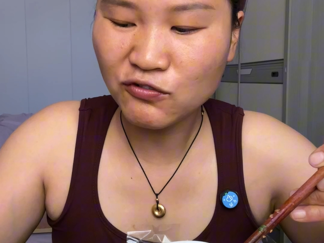 【丹丹干巴女王】更新了一条视频，快来围观！