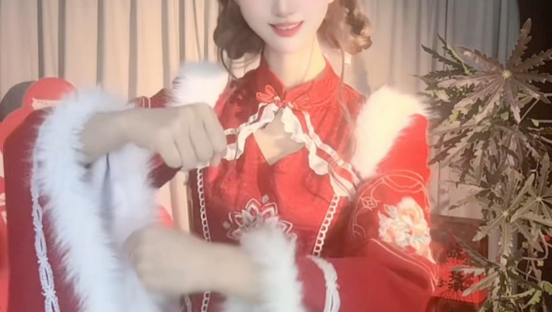 I'm hosting a red envelope contest—whoever sends me the biggest red envelope wins! Come join in!