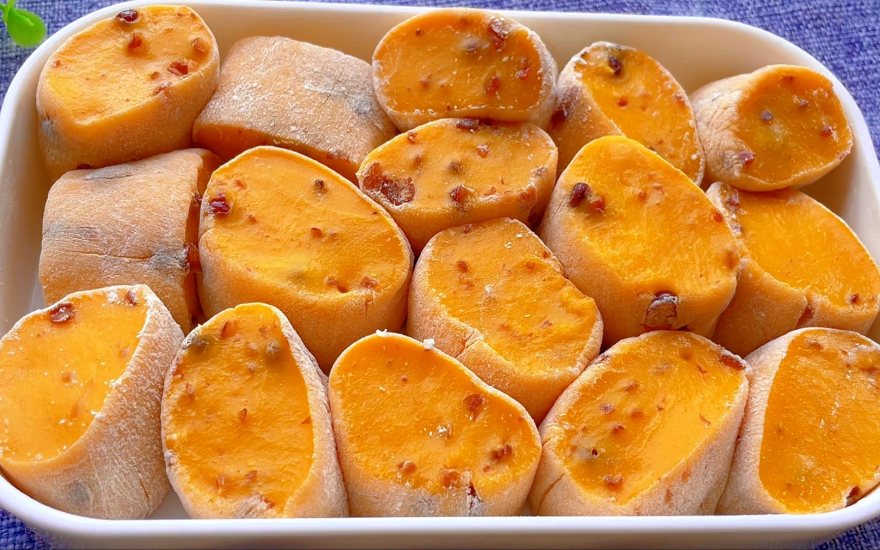 秋冬吃红薯，教你红薯糕，不用烤，不用炸，软软糯糯，嚼着太香了